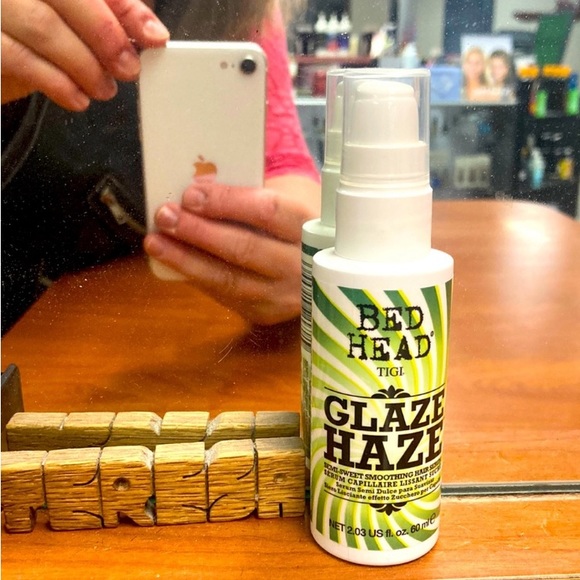BedHead by TIGI GLAZE HAZE Semi-Sweet Smoothing Hair Serum (discontinued) - Picture 5 of 6